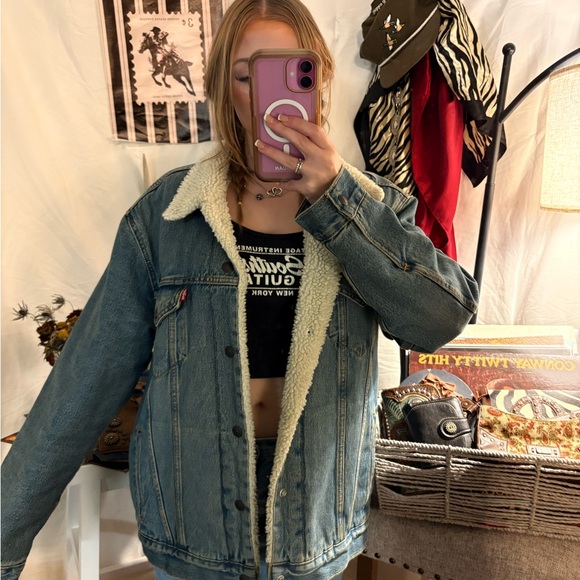 SOLD - Picture 5 of 7